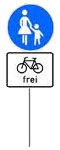 Sonderweg Fußgänger mit Zusatzzeichen Radfahrer frei  (Verkehrszeichen 239 mit Zusatzzeichen Rdnr. 9.1 zu Anlage 2 StVO)